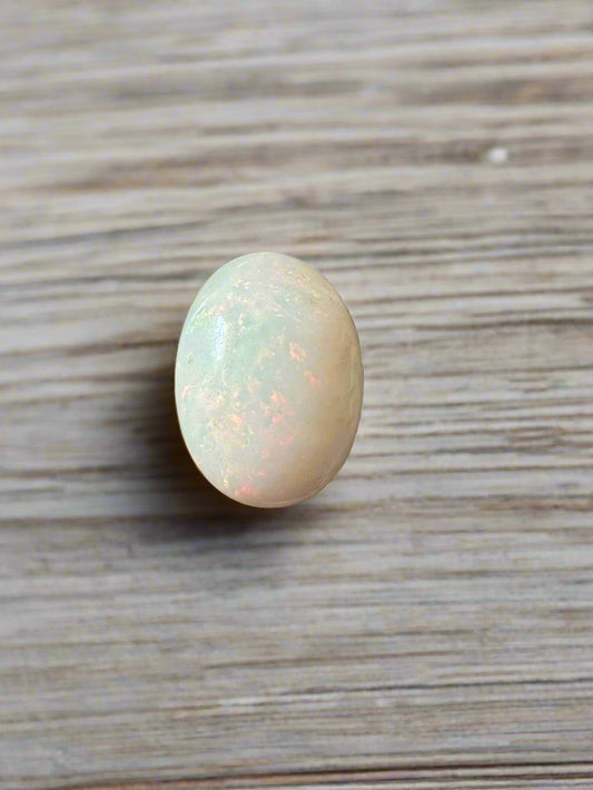 28.6 ct Natural Opal